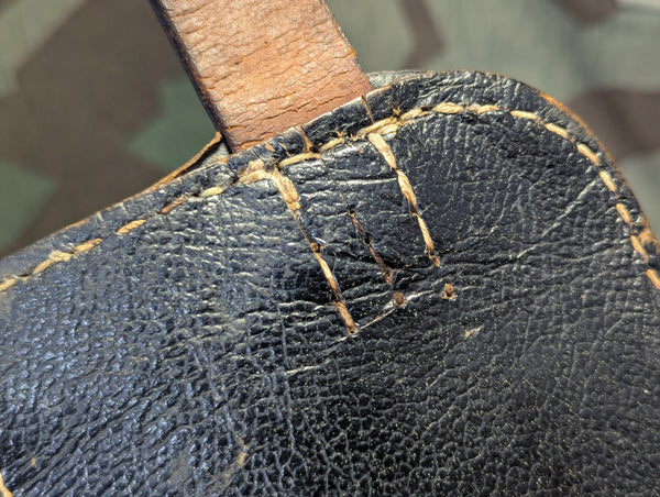 Original Pressstoff Straight Shovel Carrier