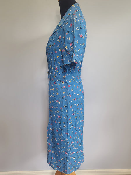 Blue Flower Print Dress and Belt <br> (B-41" W-36" H-44")