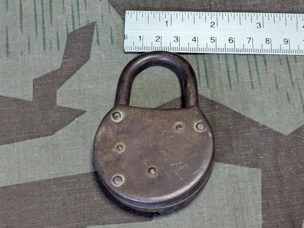 Medium Sized German Lock w/ 1 Key