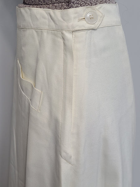 US Navy WAVES White Uniform Jacket & Skirt <br> (B-36" W-24" H-34")