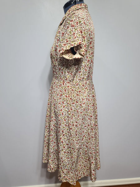 Elephant Novelty Print Dress <br> (B-44.5" W-38" H-49")