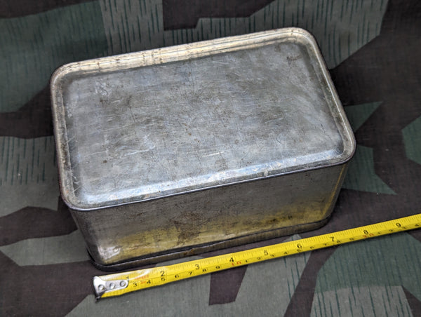 Large XOX Cookie Tin