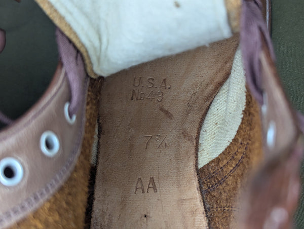 Women's Army Boots (Size 7 1/2 AA)