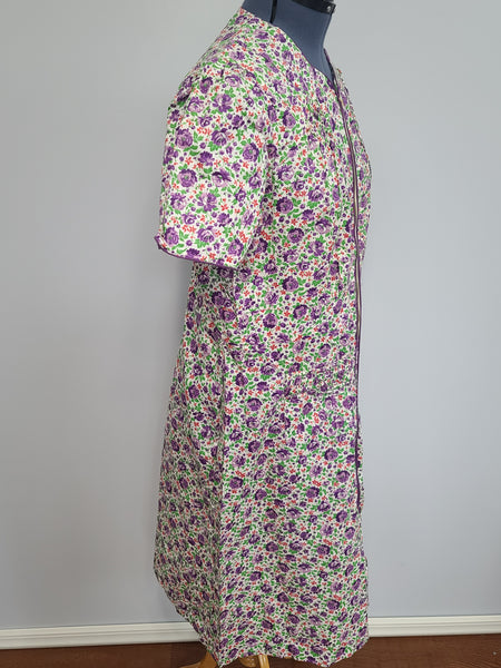 Purple Flower Print Zipper Front House Dress <br> (B-50" W-44" H-52")