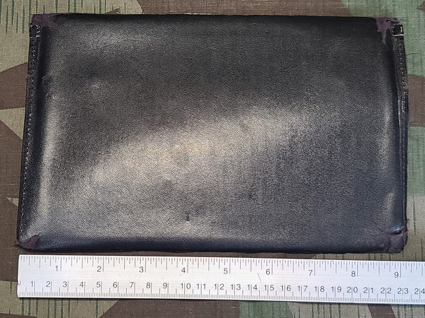 Familienpapiere Envelope Holder (Family Papers)