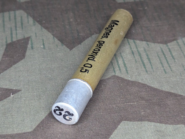 German Sanitäter Nr.22 Pill Tube with Pills