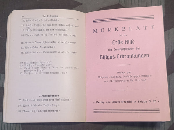 Wie Helfe Ich? First Aid Book 1939 with Feldpost Number (and Poison Gas Info)