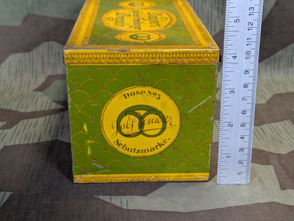 Baader's Kleine Freiburger Brezeln Pretzel Tin