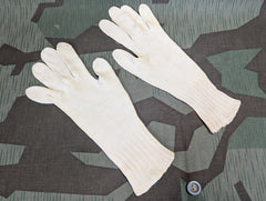 Small German White Knit Gloves
