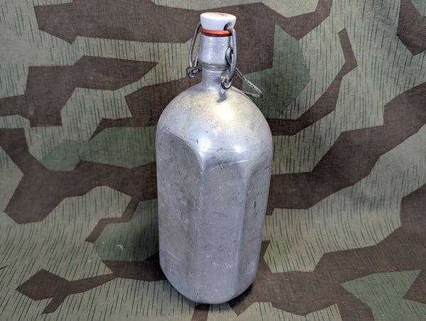 Markill Aluminum Flip Top Bottle