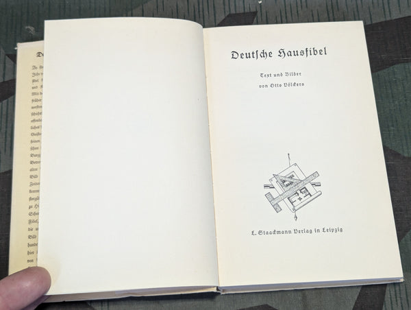 Deutsche Hausfibel Architecture Book