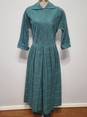 Teal Green Stripe Design  <br> (B-34" W-27")