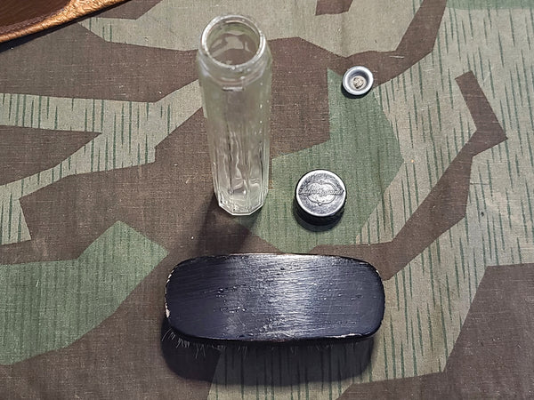 Hygiene Kit Bakelite Pieces