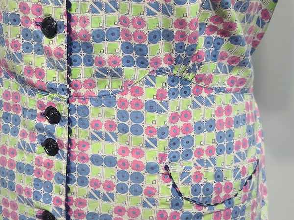 Colorful Print Button Down Dress <br> (B-52" W-44.5" H-52")