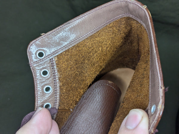 Women's Army Boots (Size 7 1/2 AA)