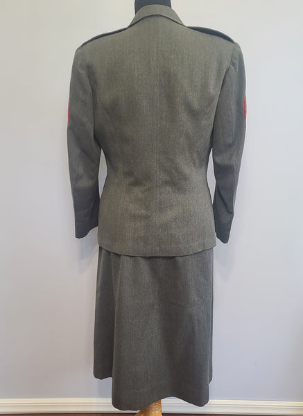 Women's US Marines Uniform: Jacket Skirt and Garrison Cap <br> (B-38" W-29" H-38")