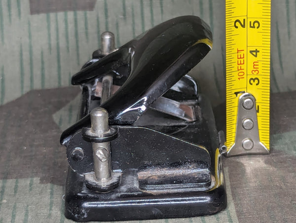 German Hole Punch Working