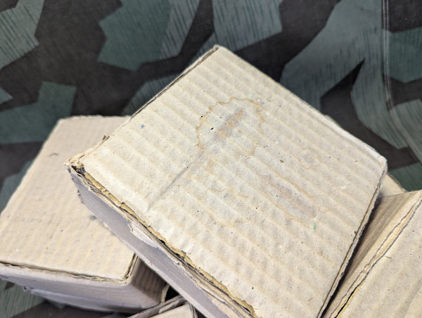 Deadstock Volksgasmaske Filter in Box