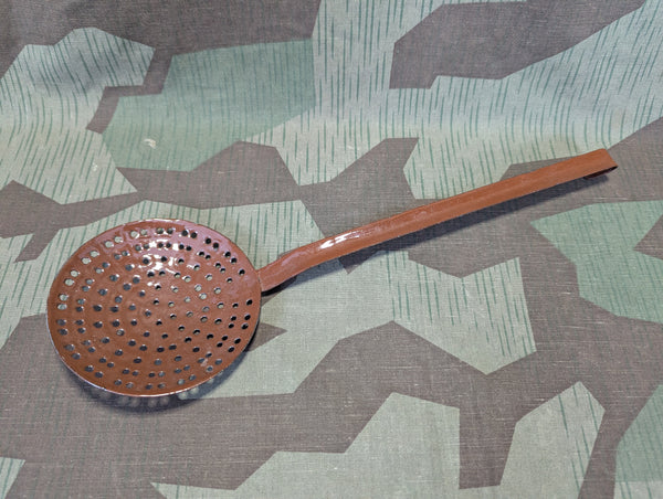 Enameled Gas Mask Filter Strainer