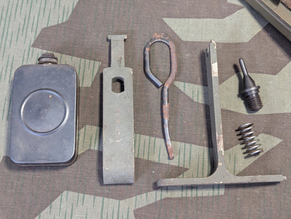 Gr.W.34 8cm Mortar Tool Kit Nice