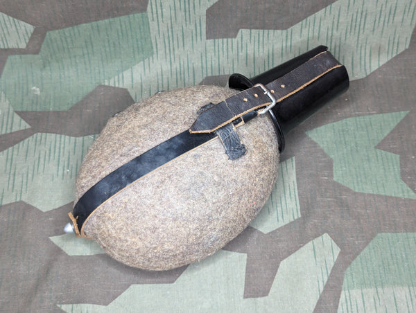 WWII German R.B.Nr. 3/4L Canteen