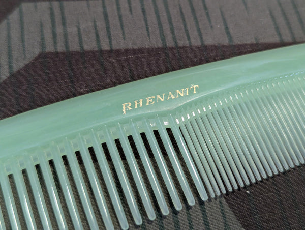 Rhenanit Green Comb