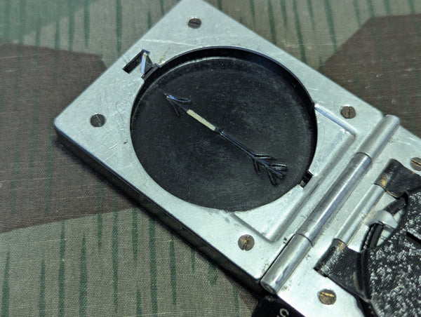 Original DRP Compass Marschkompass w/ Cord