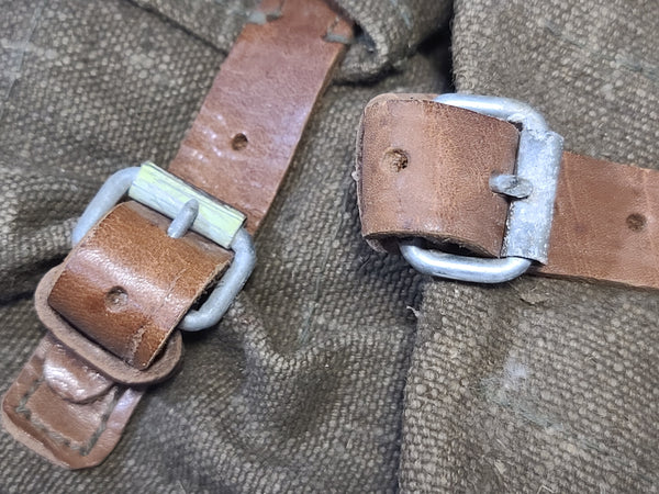 Soviet 3 Cell Grenade Pouch