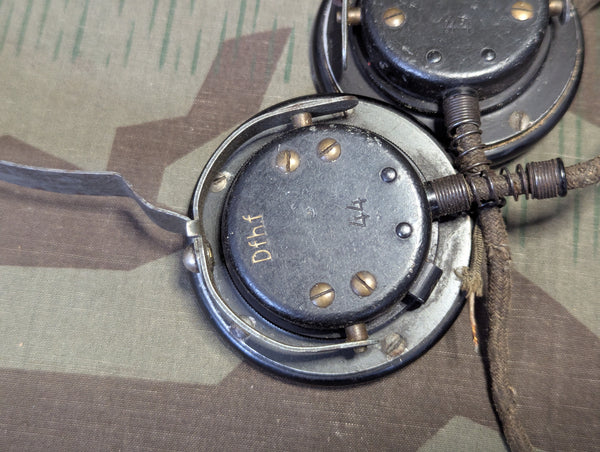 Dfh.f. 44 Headphones Working (needs plug)