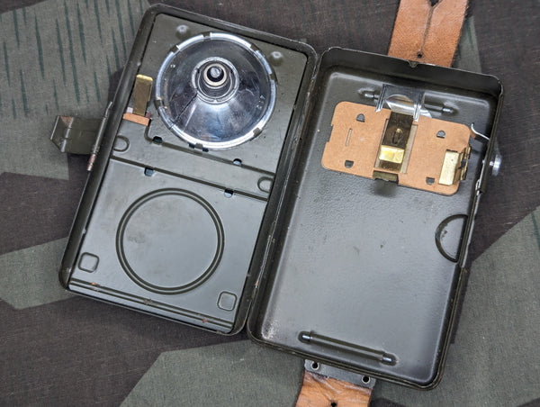 Green Daimon 413 German Flashlight