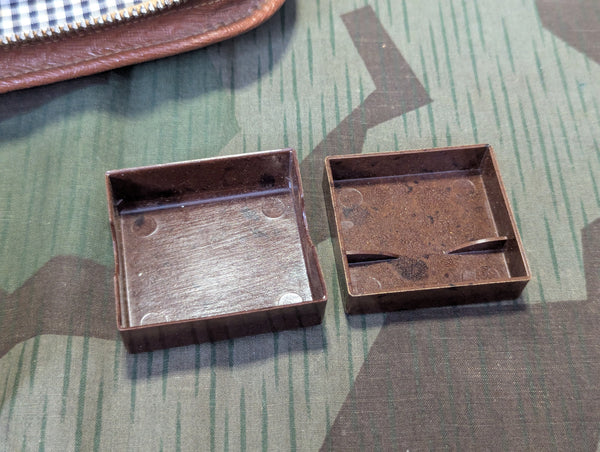 Nice Hygiene Kit Bakelite Components