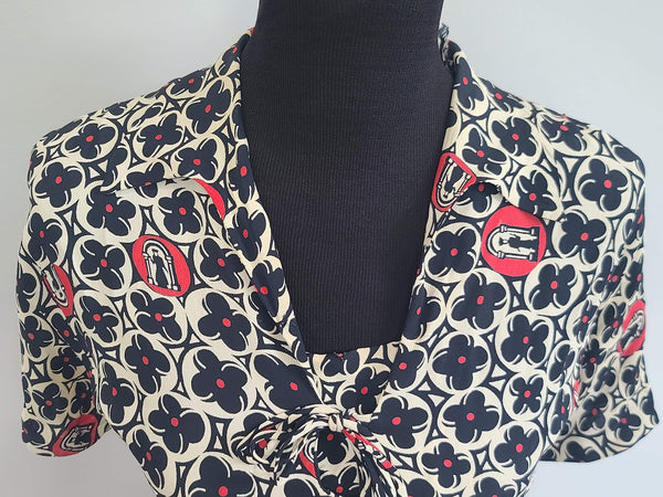 Flower and Person in Archway Novelty Print Dress <br> (B-41" W-28" H-41")
