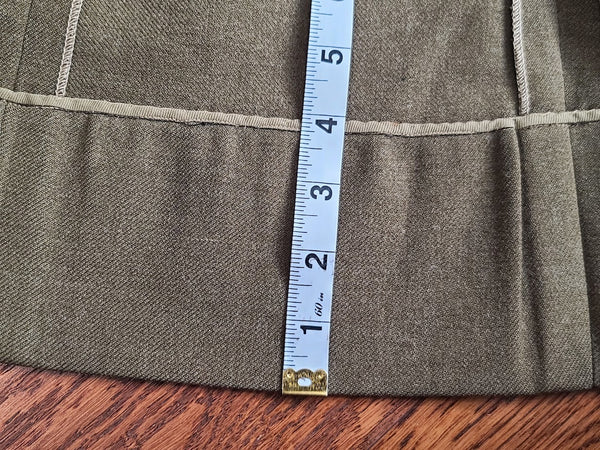 British Made Women's Ike Jacket and Skirt <br> (B-37" W-25" H-37")
