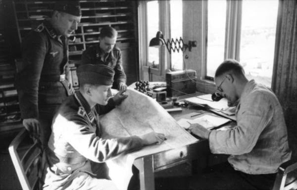 German 6 Stamp Holder