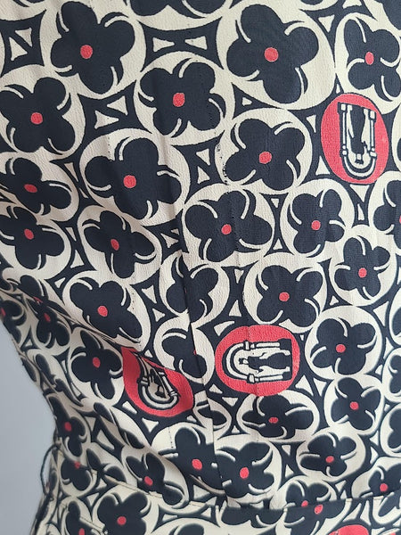 Flower and Person in Archway Novelty Print Dress <br> (B-41" W-28" H-41")