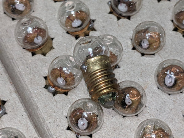 NOS 6V Flashlight Bulbs
