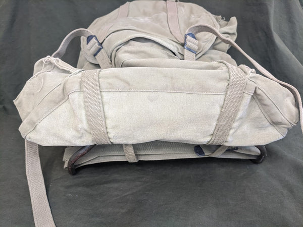 1942 US Mountain Rucksack w/ 2 Covers