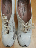 1940s White Peep Toe Heels <br> (Size 8 1/2 aaa)