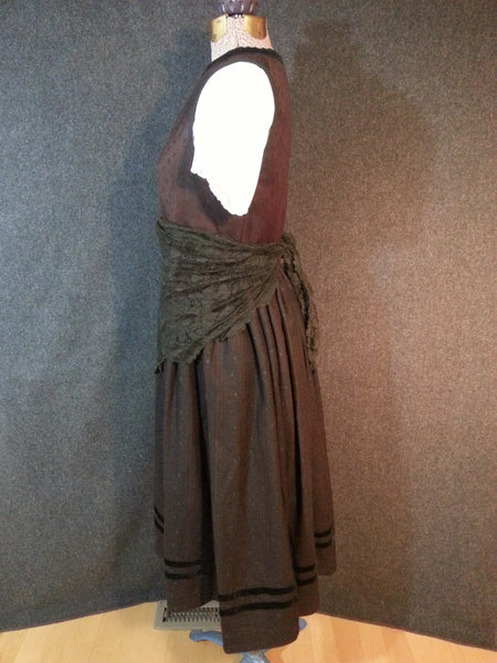 Pre-WWII German Dirndl w/ Painted Skirt <br> (B-32 1/2" W-32"--)