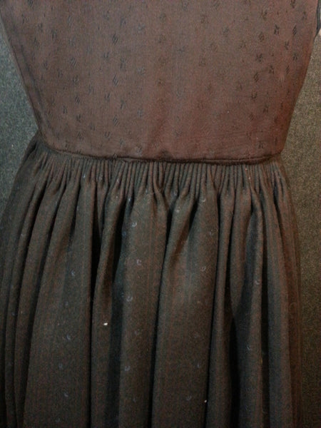 Pre-WWII German Dirndl w/ Painted Skirt <br> (B-32 1/2" W-32"--)