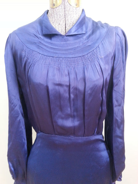 Purple Dress with Bishop Sleeves <br> (B-39" W-28" H-35")