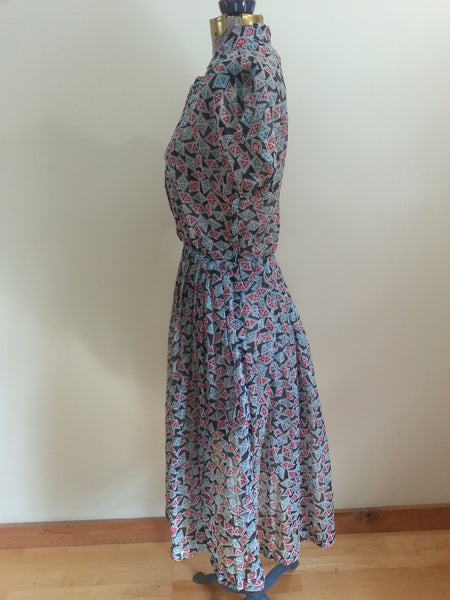 Print Button-Down Dress  <br> (B-38" W-24"---)