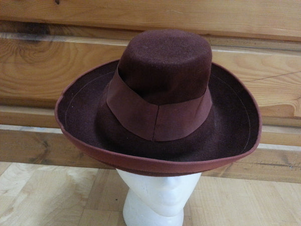 German Tilt Hat