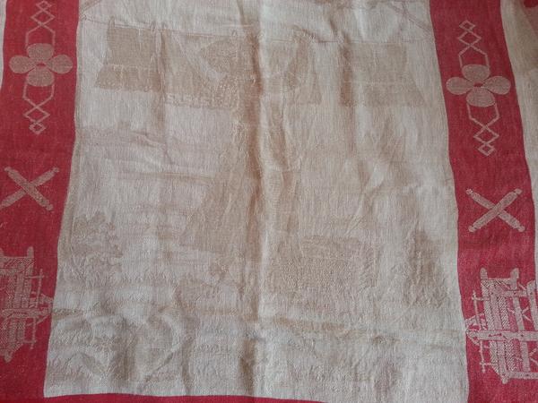 Pre-war Linen Rolltuch