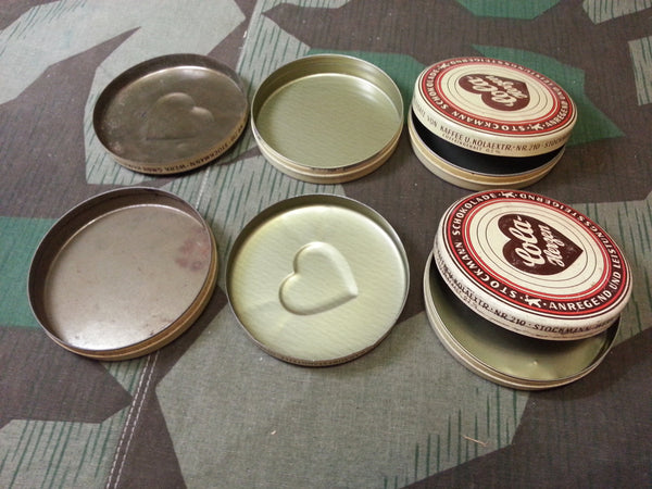 Cola Herzen Chocolate Tin