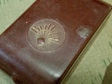 Razor in Brillant Bakelite Case