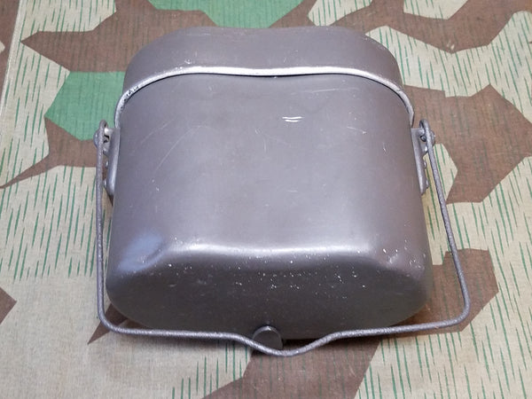 Mis-Matched Mess Kit