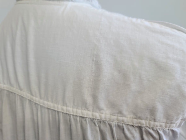 White Nightgown <br> (B-40" W-42" H-47")