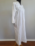 White Nightgown <br> (B-40" W-42" H-47")