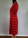 German Red Print Dirndl Dress <br> (B-34" W-29" H-44")